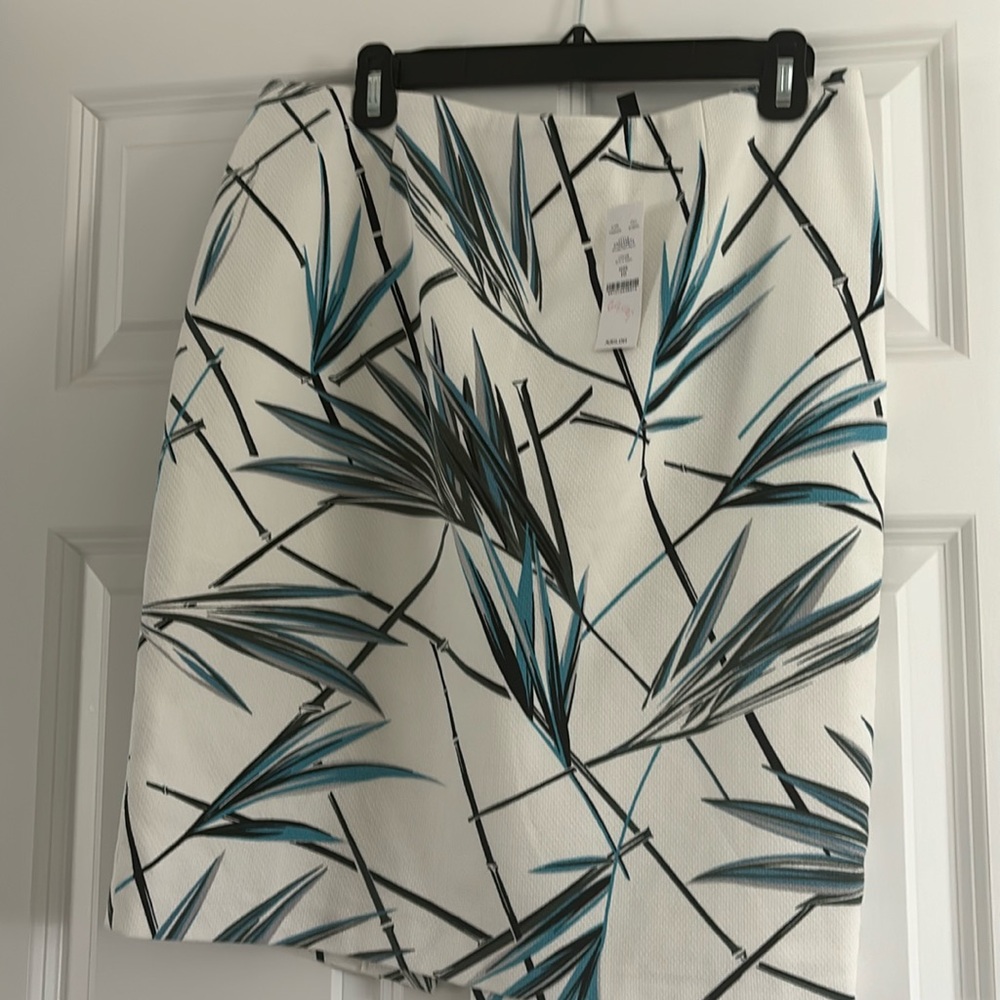 WHBM Skirt